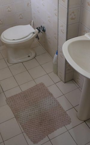 Casa à venda com 188m², 3 quartos e 2 vagasBanheiro 1
