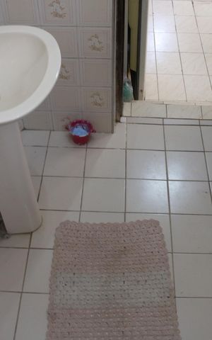Casa à venda com 188m², 3 quartos e 2 vagasBanheiro 1