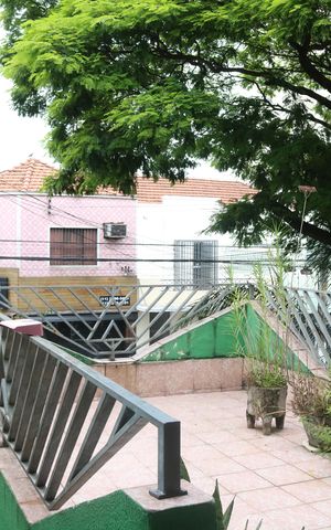 Casa à venda com 188m², 3 quartos e 2 vagasVaranda