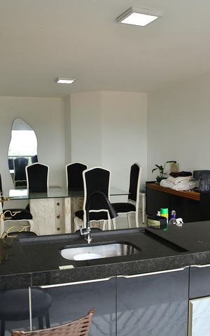 Apartamento à venda com 180m², 3 quartos e 3 vagasSala