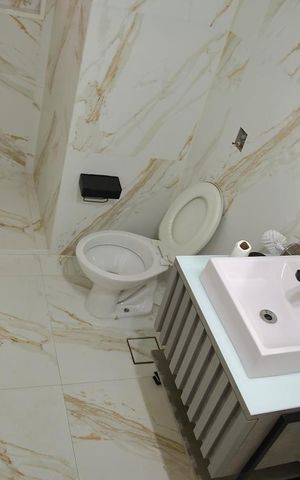 Apartamento à venda com 180m², 3 quartos e 3 vagasBanheiro Social 