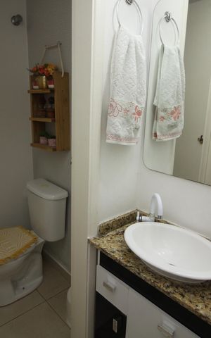 Casa à venda com 90m², 3 quartos e 2 vagasLavabo