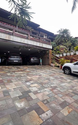 Casa à venda com 1620m², 5 quartos e 9 vagas