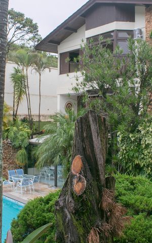 Casa à venda com 1620m², 5 quartos e 9 vagas
