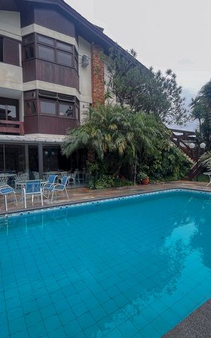 Casa à venda com 1620m², 5 quartos e 9 vagas
