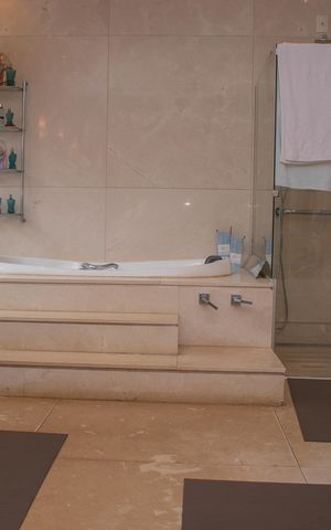 Casa à venda com 1620m², 5 quartos e 9 vagas