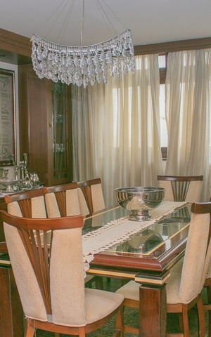 Casa à venda com 1620m², 5 quartos e 9 vagas