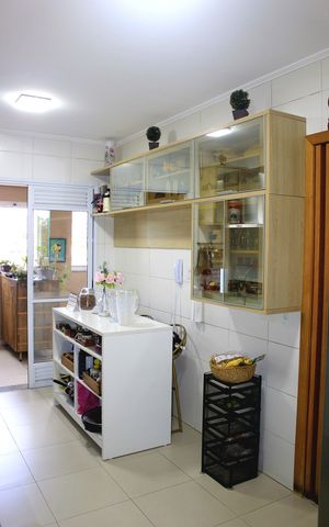 Apartamento à venda com 151m², 3 quartos e 2 vagasCozinha