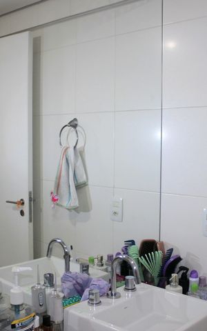 Apartamento à venda com 151m², 3 quartos e 2 vagasBanheiro da Suíte 2