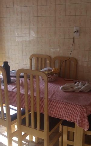 Casa à venda com 240m², 4 quartos e 3 vagas