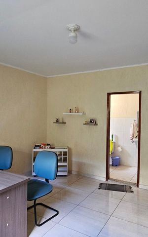 Casa à venda com 330m², 3 quartos e 5 vagasSuite 2