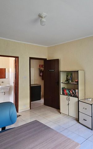 Casa à venda com 330m², 3 quartos e 5 vagasSuite 2