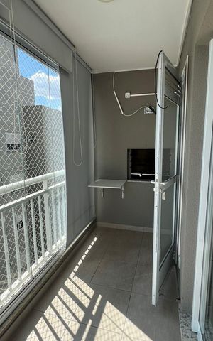 Apartamento à venda com 62m², 2 quartos e 1 vaga Apartamento à venda com 62m², 2 quartos e 1 vagaVaranda