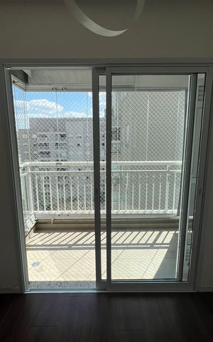 Apartamento à venda com 62m², 2 quartos e 1 vaga Apartamento à venda com 62m², 2 quartos e 1 vagaVaranda