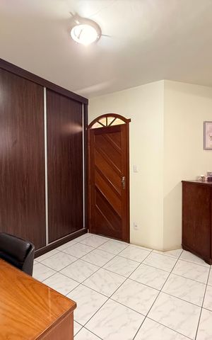 Casa para alugar com 360m², 3 quartos e 5 vagas