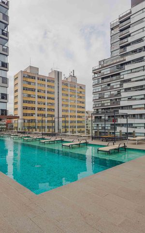 Studio à venda com 31m², 1 quarto e 1 vagaPiscina
