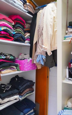 Casa à venda com 325m², 5 quartos e 10 vagasCLOSET 