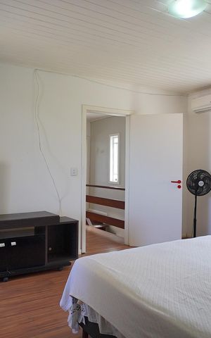 Casa à venda com 325m², 5 quartos e 10 vagasQuarto Suite 