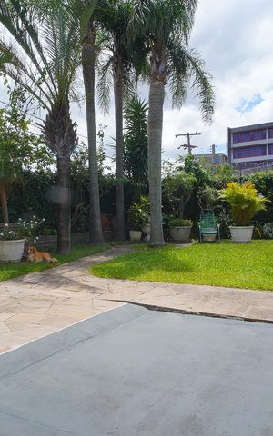 Casa à venda com 325m², 5 quartos e 10 vagasPatio