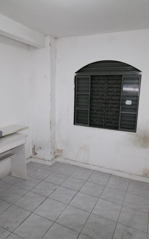 Casa à venda com 369m², 6 quartos e 2 vagasQuarto 5