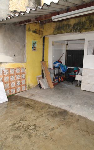 Casa à venda com 369m², 6 quartos e 2 vagasQuintal