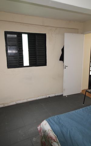 Casa à venda com 369m², 6 quartos e 2 vagasQuarto 6