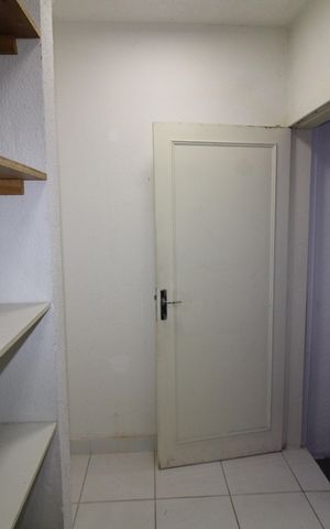 Casa à venda com 369m², 6 quartos e 2 vagasQuarto 1