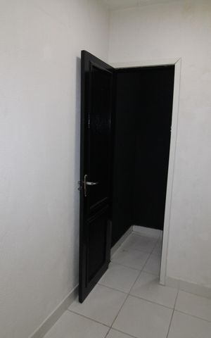 Casa à venda com 369m², 6 quartos e 2 vagasQuarto 1