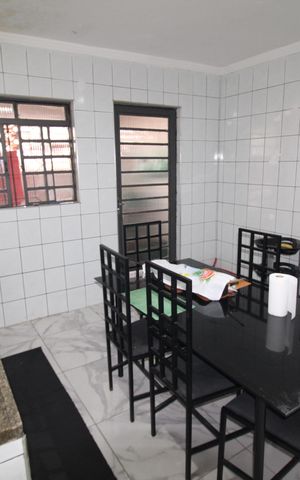 Casa à venda com 369m², 6 quartos e 2 vagasCozinha