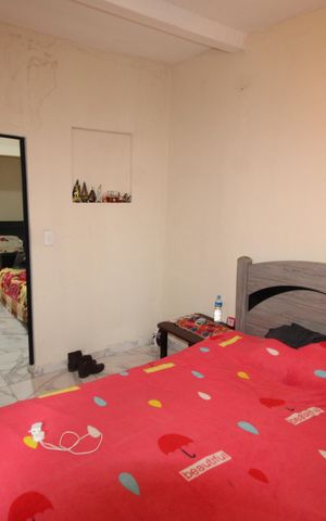 Casa à venda com 369m², 6 quartos e 2 vagasQuarto 2
