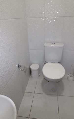 Casa à venda com 369m², 6 quartos e 2 vagasLavabo