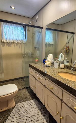 Apartamento à venda com 374m², 3 quartos e 3 vagas