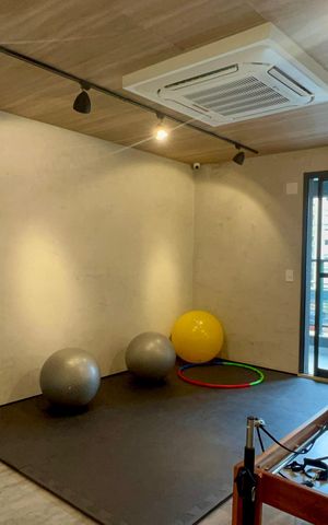 Studio à venda com 25m², 1 quarto e sem vaga Studio à venda com 25m², 1 quarto e sem vagaAcademia