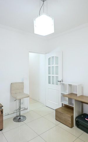 Casa à venda com 170m², 3 quartos e 2 vagasCopa