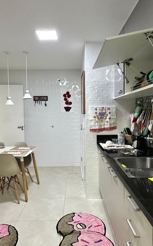 Apartamento à venda com 191m², 3 quartos e 3 vagas Apartamento à venda com 191m², 3 quartos e 3 vagasCozinha