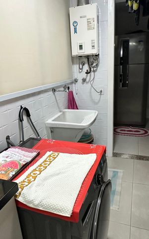 Apartamento à venda com 191m², 3 quartos e 3 vagas Apartamento à venda com 191m², 3 quartos e 3 vagasÁrea de Serviço