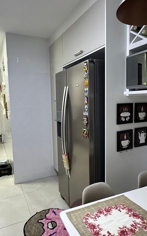 Apartamento à venda com 191m², 3 quartos e 3 vagas Apartamento à venda com 191m², 3 quartos e 3 vagasCozinha