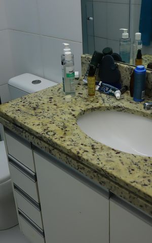 Apartamento para alugar com 81m², 2 quartos e 2 vagasBanheiro Social