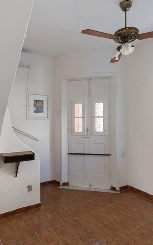 Casa à venda com 200m², 3 quartos e 4 vagasSala