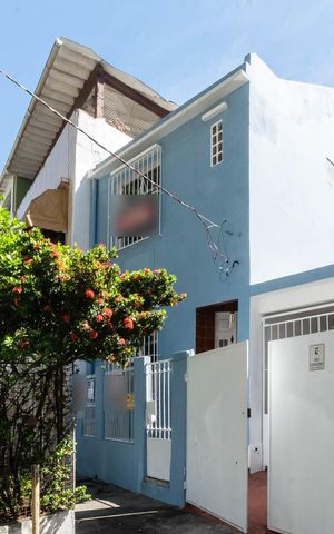 Casa à venda com 200m², 3 quartos e 4 vagasFachada
