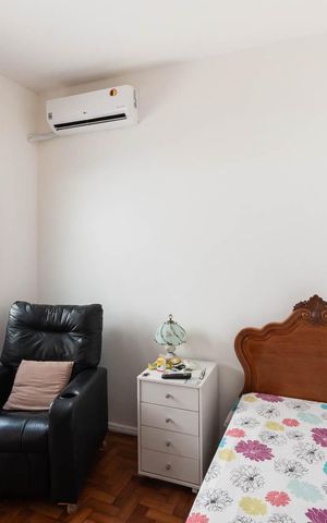 Casa à venda com 200m², 3 quartos e 4 vagasKitnet