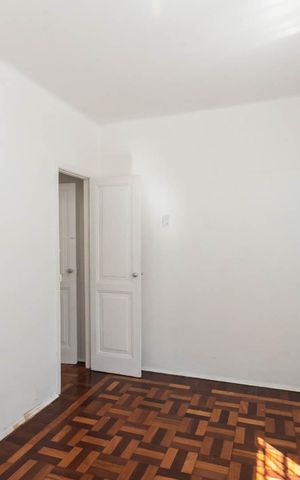 Casa à venda com 200m², 3 quartos e 4 vagasSuíte