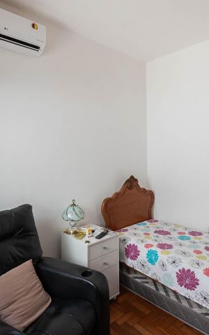 Casa à venda com 200m², 3 quartos e 4 vagasKitnet
