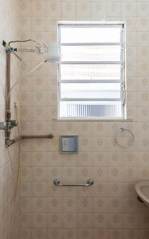 Casa à venda com 200m², 3 quartos e 4 vagasBanheiro