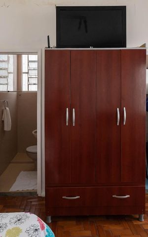 Casa à venda com 200m², 3 quartos e 4 vagasKitnet