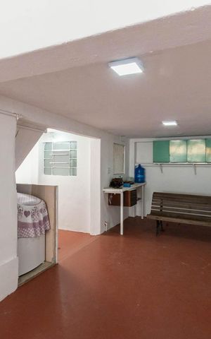 Casa à venda com 200m², 3 quartos e 4 vagasGaragem