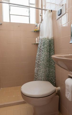 Casa à venda com 200m², 3 quartos e 4 vagasBanheiro Kitnet