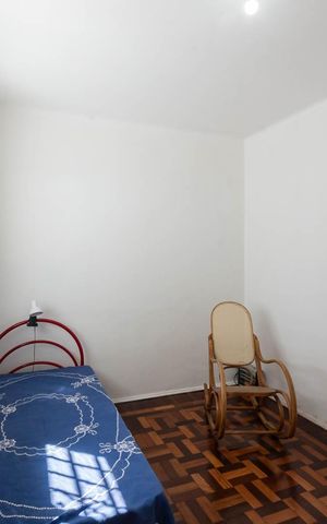 Casa à venda com 200m², 3 quartos e 4 vagasSuíte