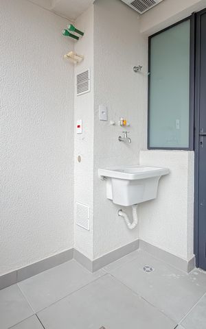 Apartamento à venda com 60m², 2 quartos e 1 vaga Apartamento à venda com 60m², 2 quartos e 1 vagaÁrea de Serviço