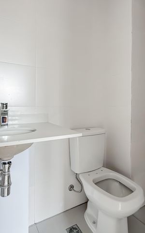 Apartamento à venda com 60m², 2 quartos e 1 vaga Apartamento à venda com 60m², 2 quartos e 1 vagaBanheiro da Suíte